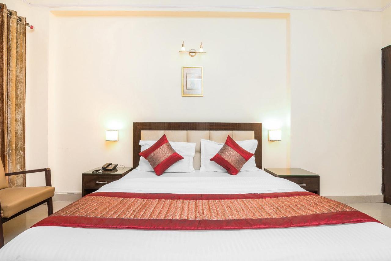Oyo 14245 Amitabh Guest House New Delhi Exteriör bild