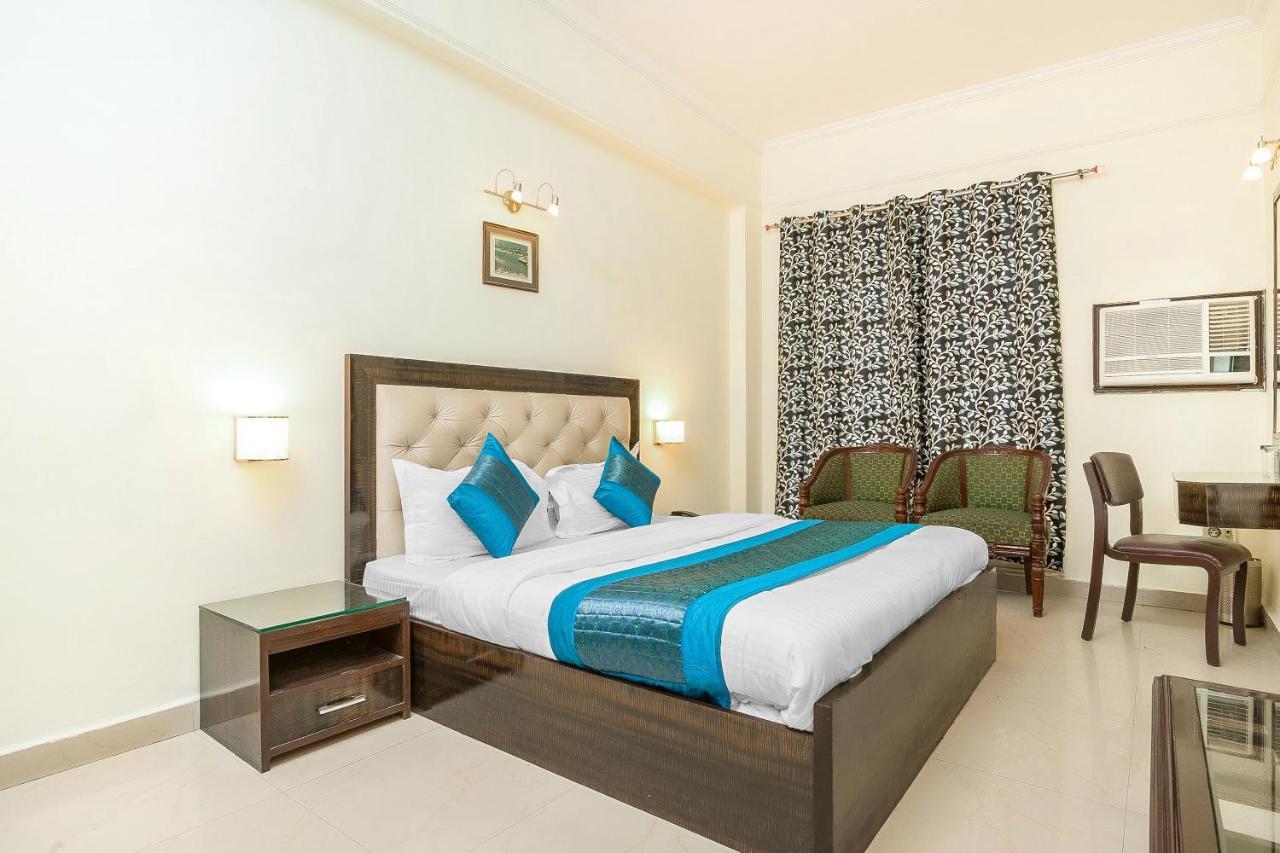 Oyo 14245 Amitabh Guest House New Delhi Exteriör bild